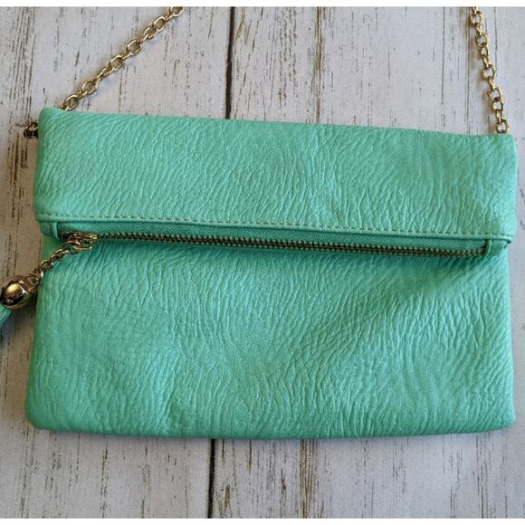 Street Level Faux Leather fold over crossbody bag - Picture 2 of 5